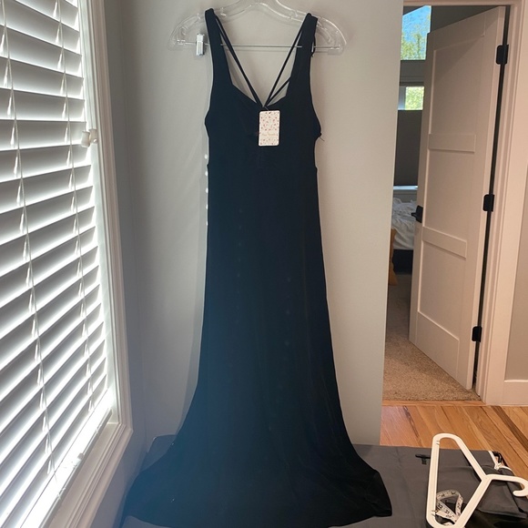 Free People Hypnotized Knit Maxi Dress Strappy Cutout NWT in Black size S - Picture 4 of 12